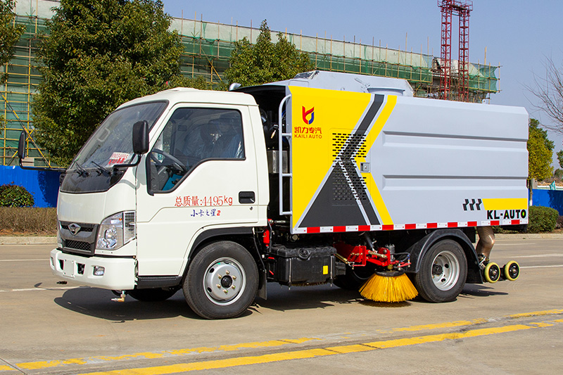 Foton Xiaoka Star 2 Washing and Sweeping Truck 2 m³ refuse tank, 2 m³ clean water tank