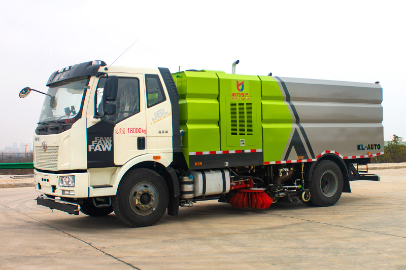FAW Jiefang J6L Washing and Sweeping Truck 7 m³ refuse tank, 9 m³ clean water tank