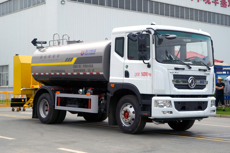 Dongfeng D9 Multi-Functional Anti-Collision Buffer Truck